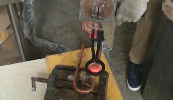 Portable Four-Way Valve and Cap Welding